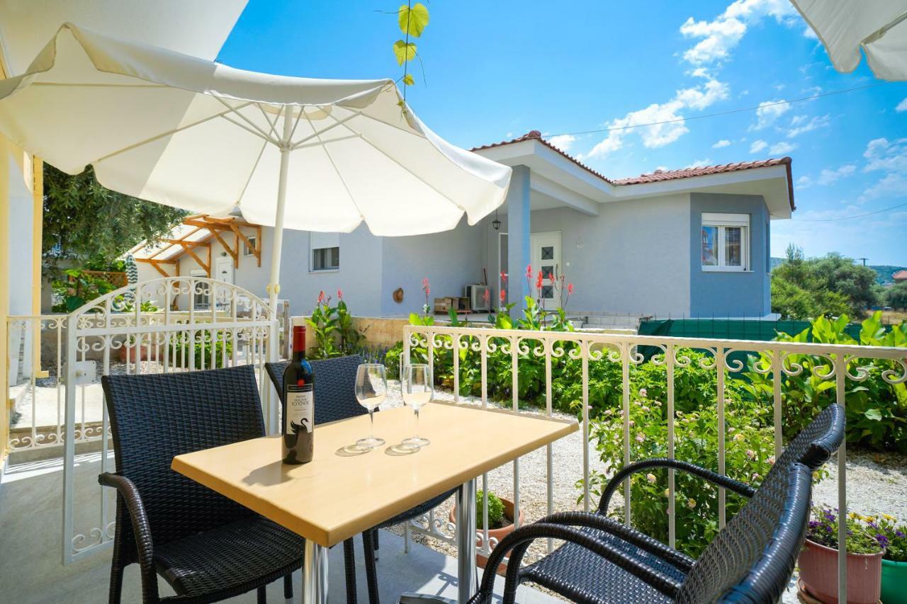 Studios Panagiota Potos Extérieur photo